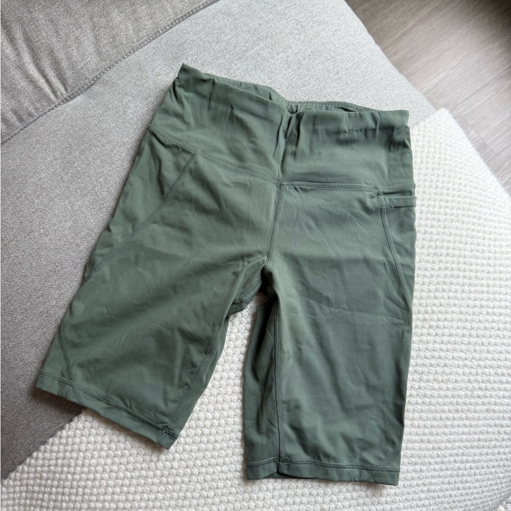 Sweaty Betty Green Power Bike Shorts 9”